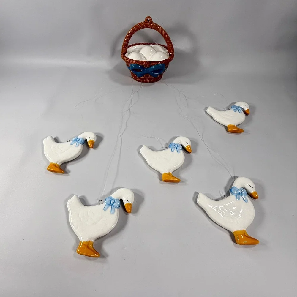 VTG Goose Ceramic Hanging Mobile Wind‎ Chime White Blue Farmhouse Cottagecore